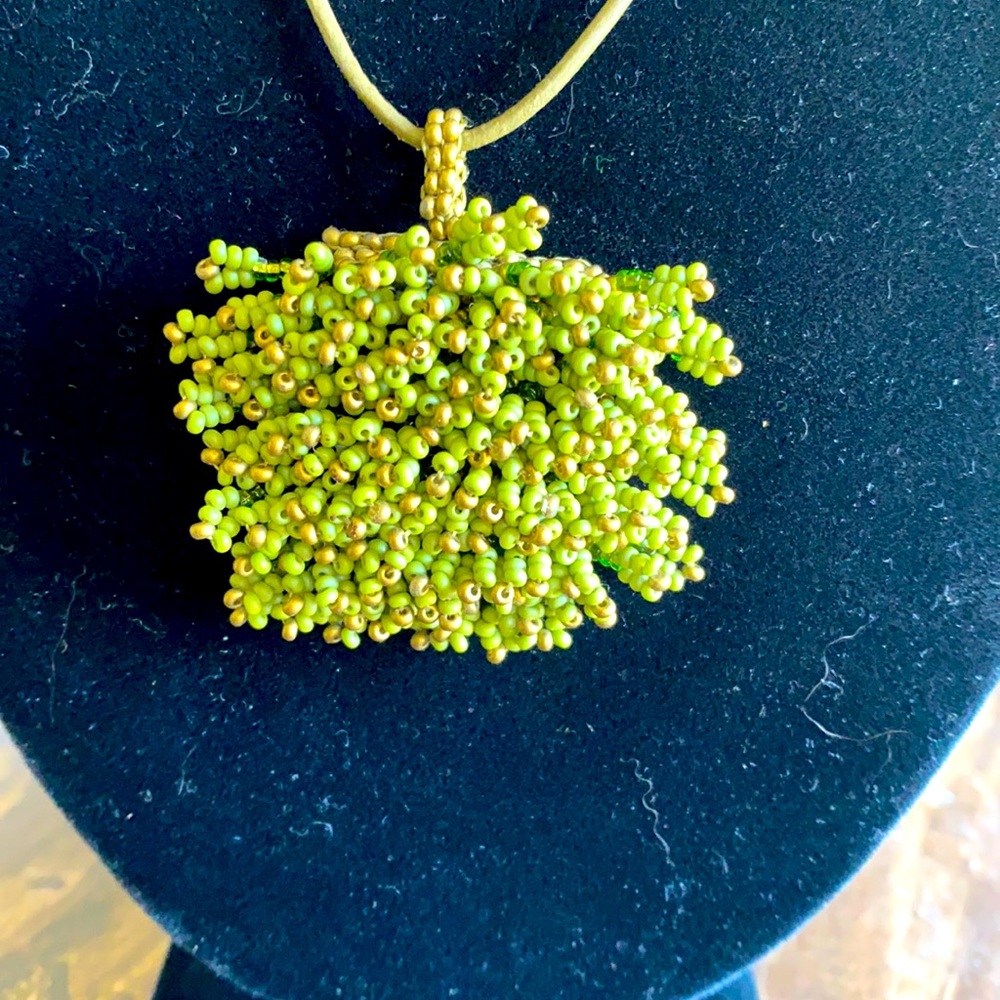 🍀Green Seed Bead Necklace